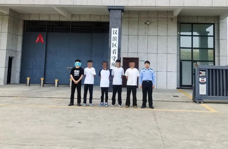 安康汉滨警方连续抓获10名盗窃手机嫌疑人