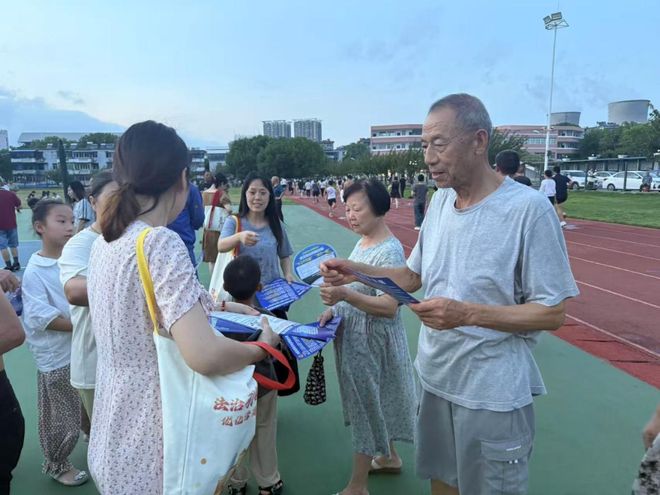 荆门市白庙街道五一桥社区：影铸魂育新风 三大精神润心田